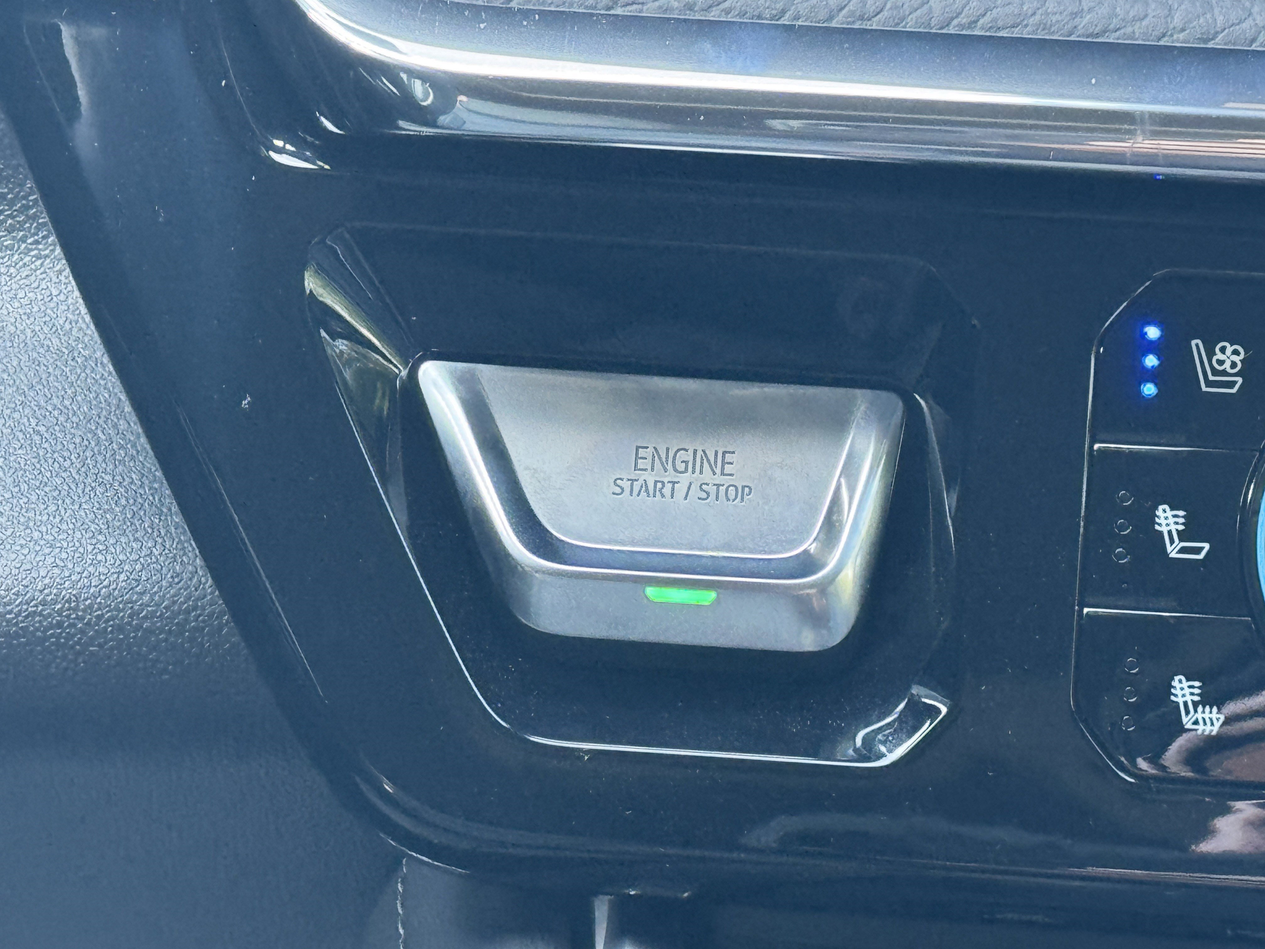2025 Gmc Sierra 2500 HD Denali photo 9