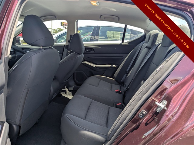2023 Nissan Altima 2.5 SV photo 12