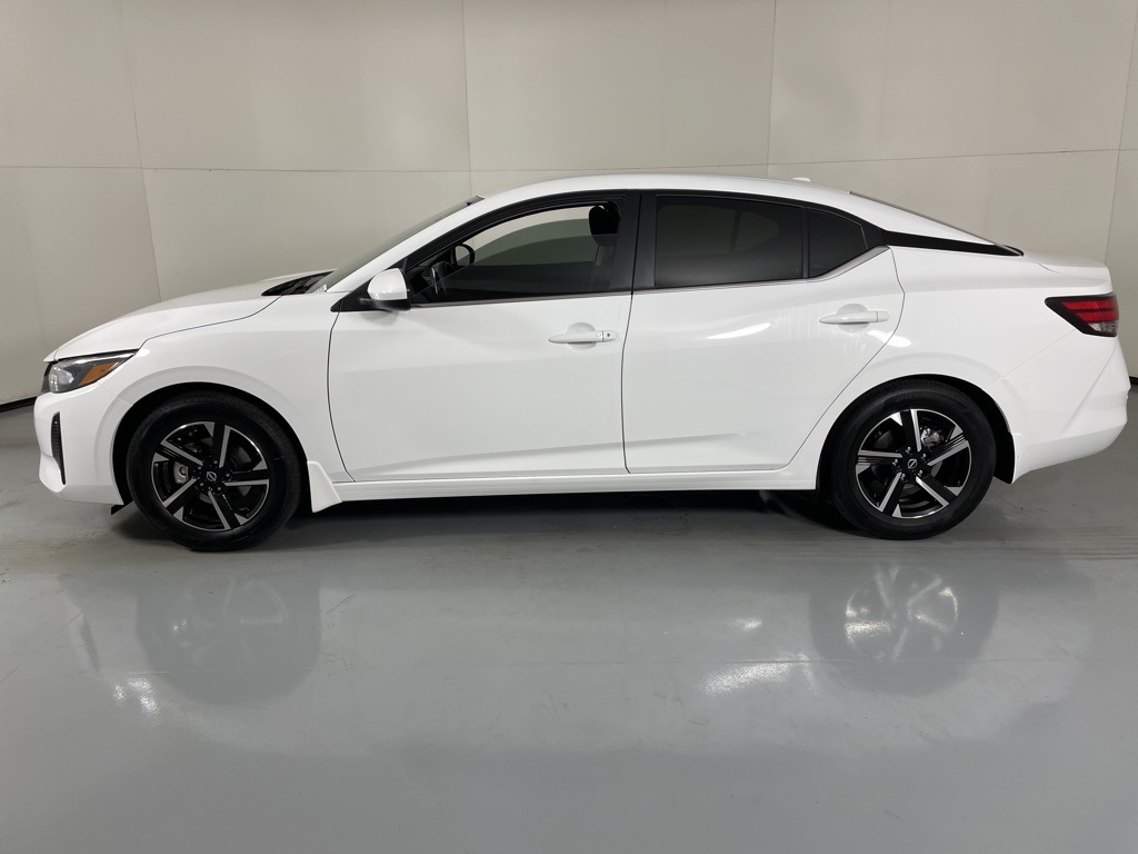 2025 Nissan Sentra SV photo 5