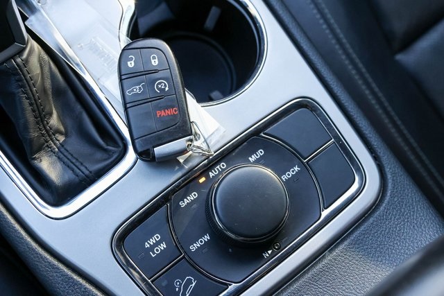 Used 2021 Red Jeep 80th Anniversary Edition image 25