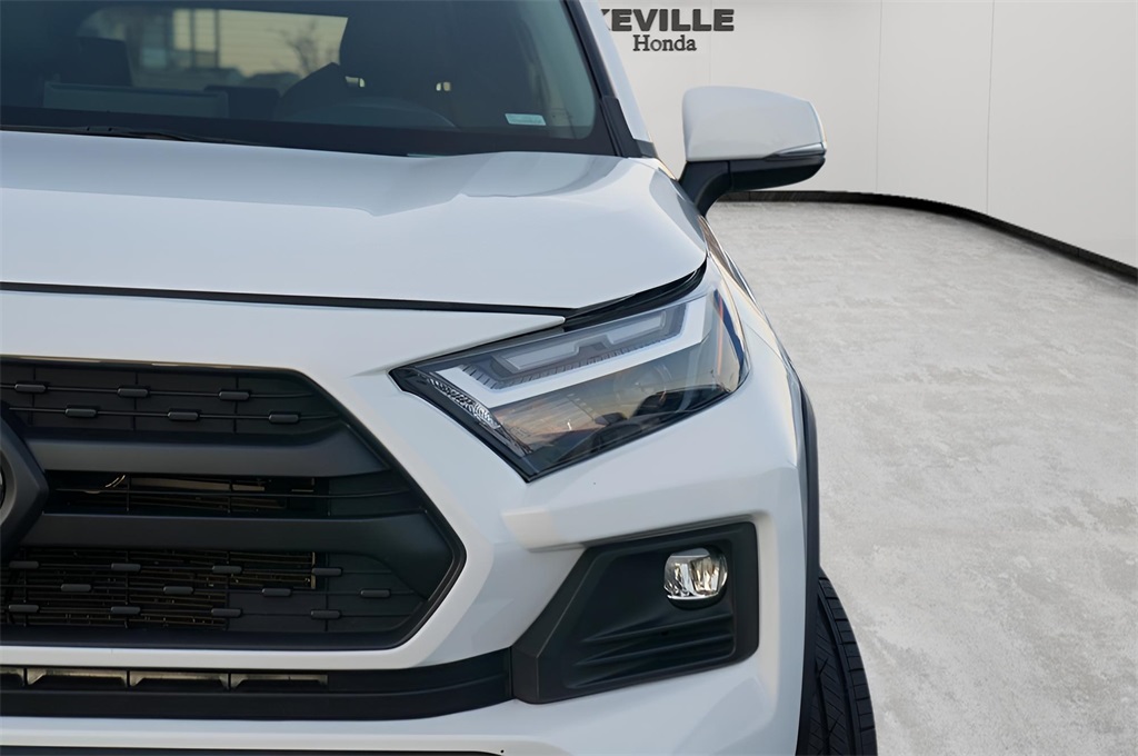 2024 Toyota RAV4 Adventure photo 3