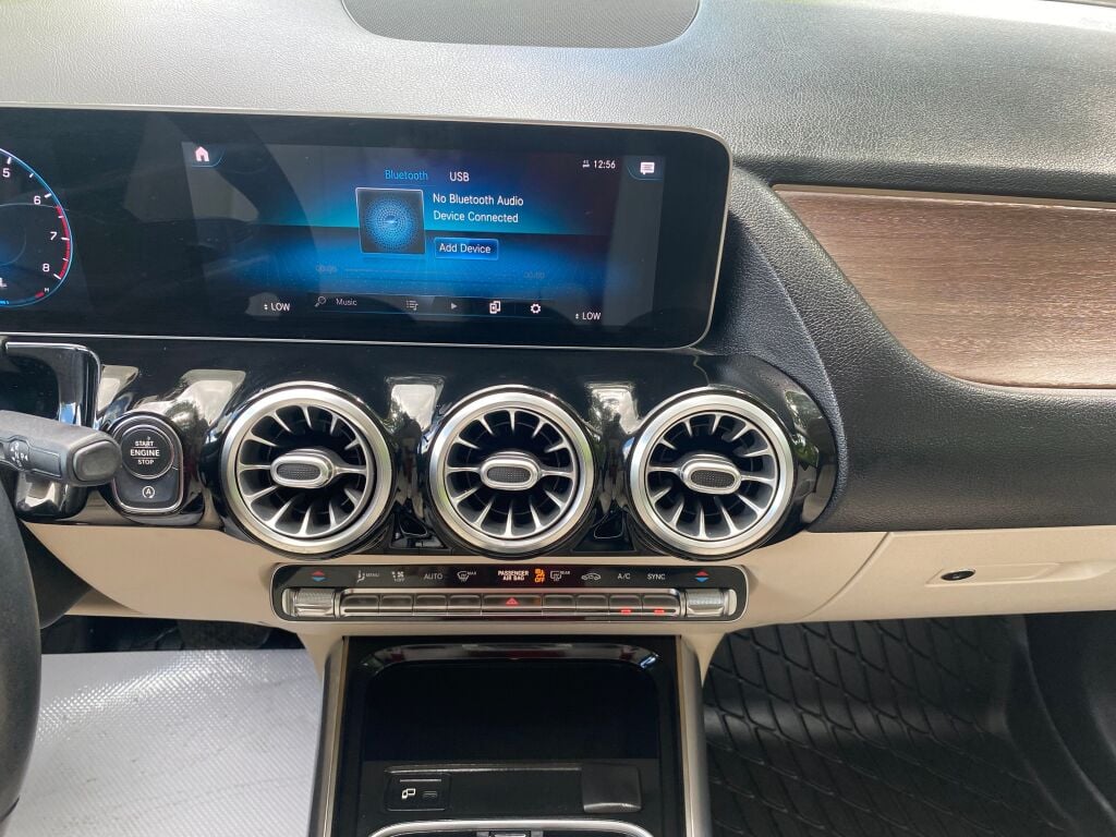 2021 Mercedes Benz GLA 250 4MATIC photo 12