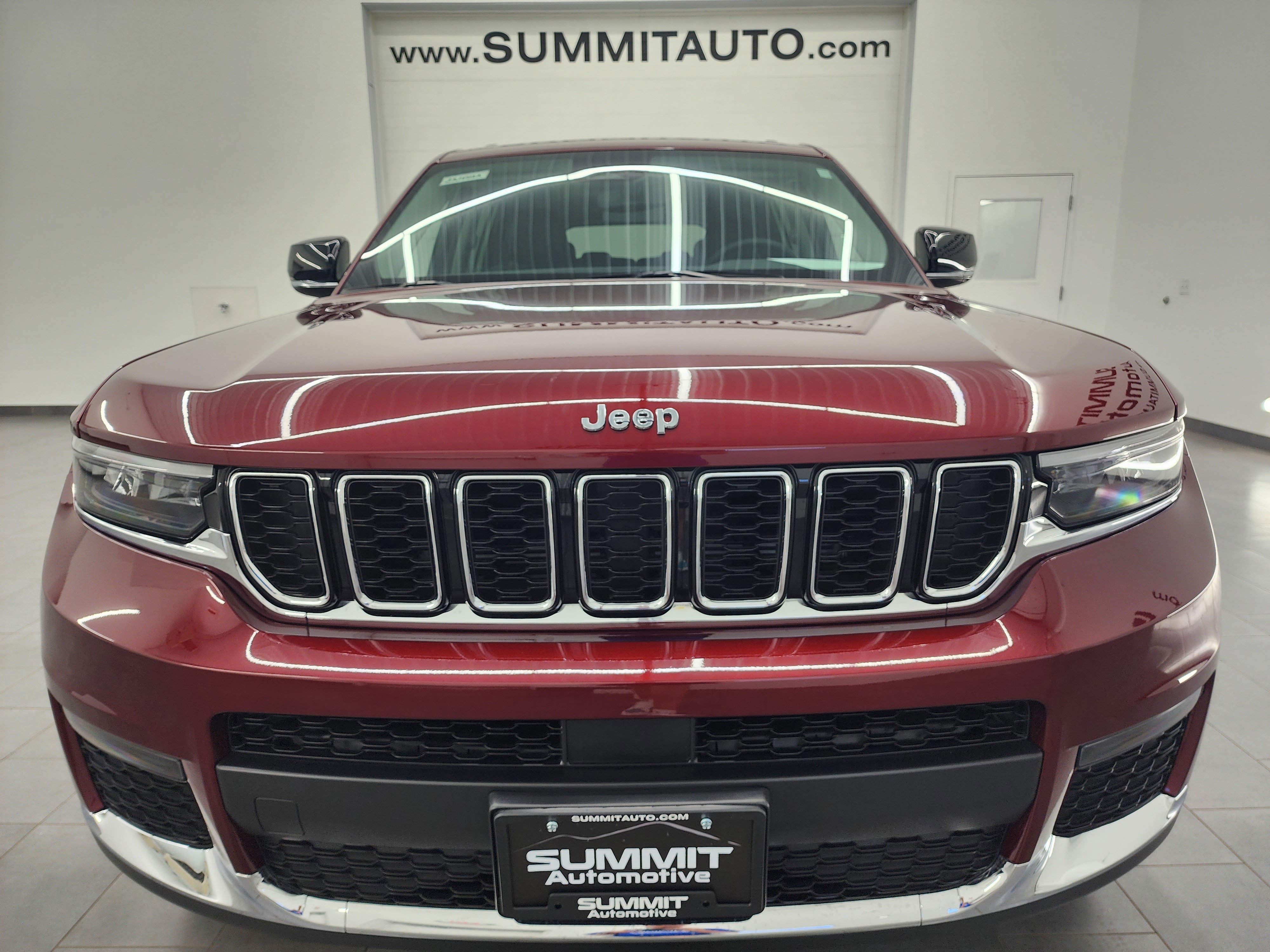 2023 Jeep Grand Cherokee Limited photo 4