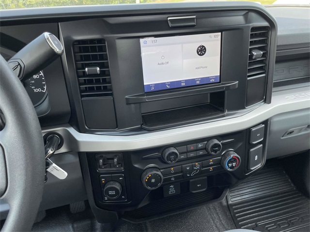 2025 Ford F-250 photo 10