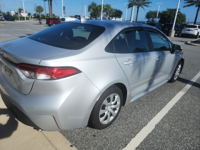 Used 2024 Toyota Corolla LE with VIN 5YFB4MDE9RP088463 for sale in Northfield, Minnesota
