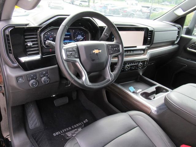 2024 Chevrolet Silverado 2500HD LT photo 14