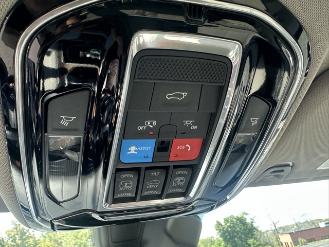 2022 Jeep Grand Wagoneer I photo 19