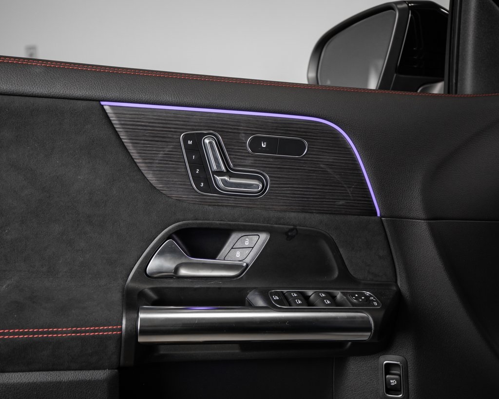 2023 Mercedes Benz GLA 250 4MATIC photo 3