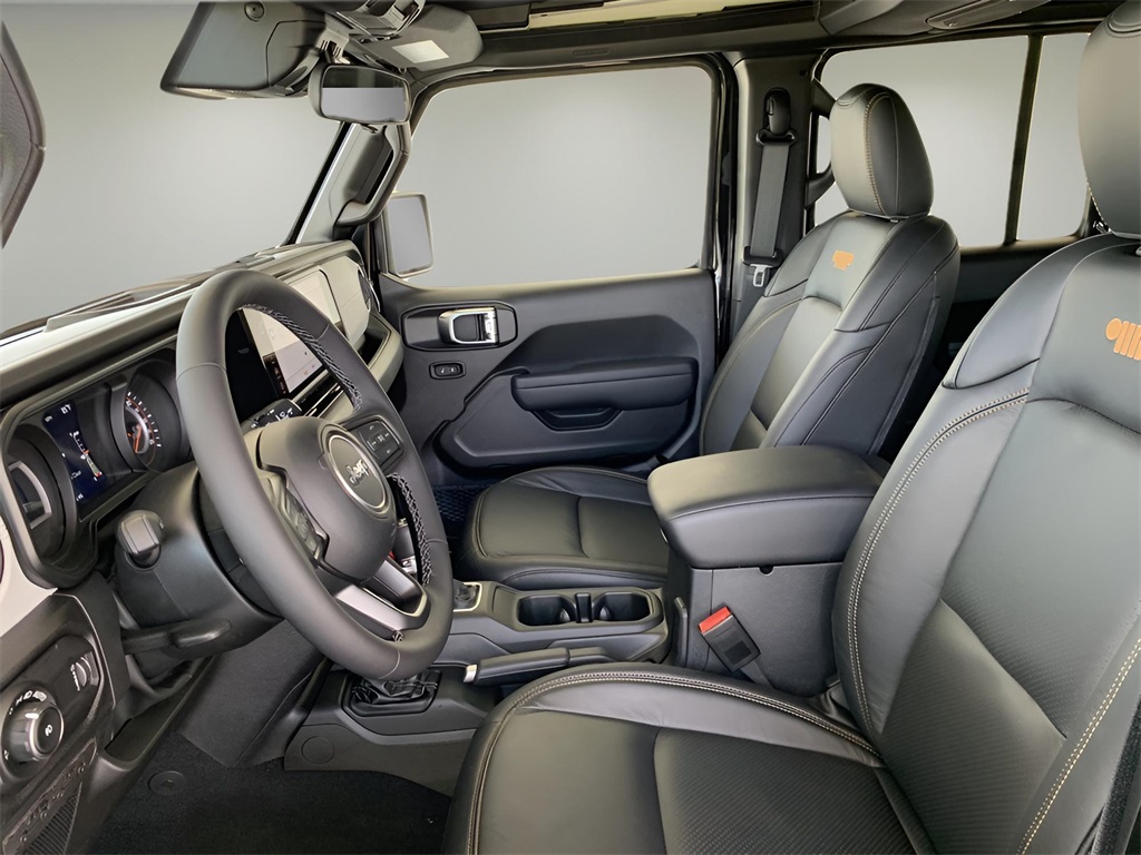 2025 Jeep Wrangler Willys photo 30