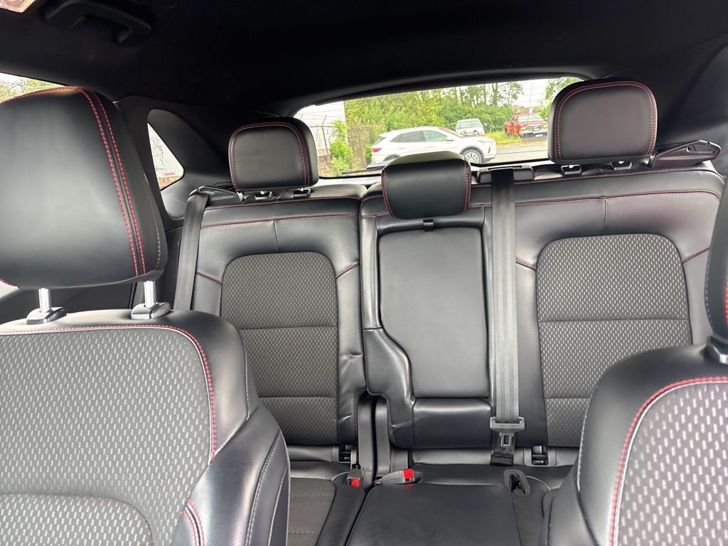2023 Ford Escape ST-Line photo 18