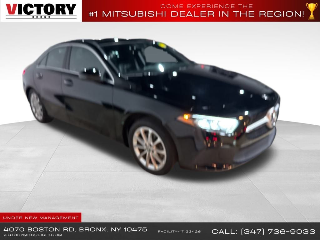 2019 Mercedes Benz A 220 4MATIC photo 2