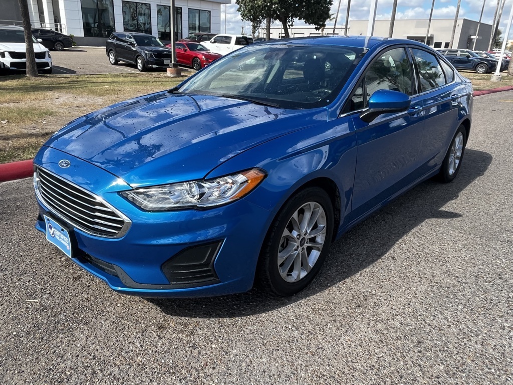 2020 Ford Fusion SE photo 3