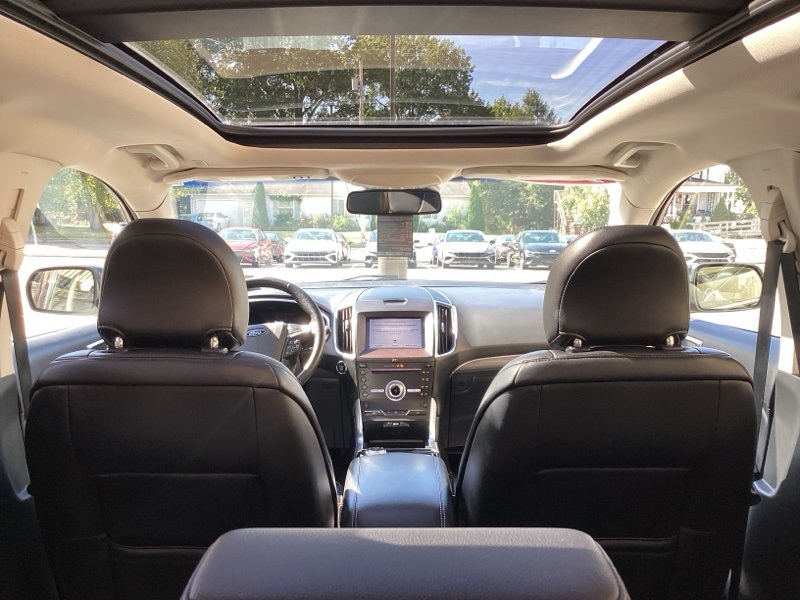 2019 Ford Edge Titanium photo 10
