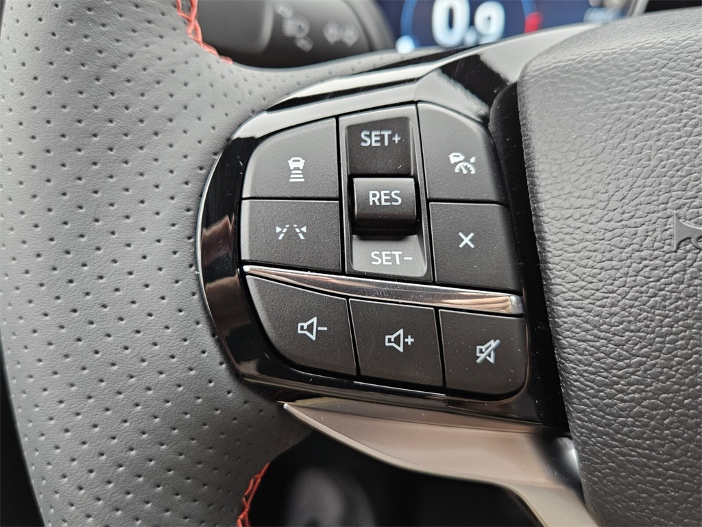 2025 Ford Explorer ST-Line photo 22