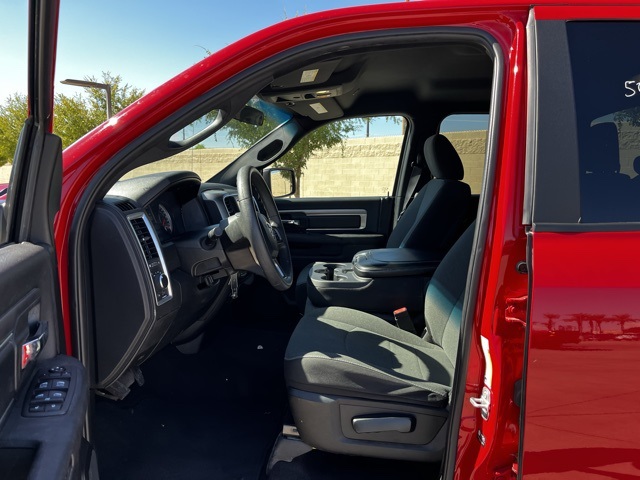 2022 Ram 1500 Classic Warlock photo 11