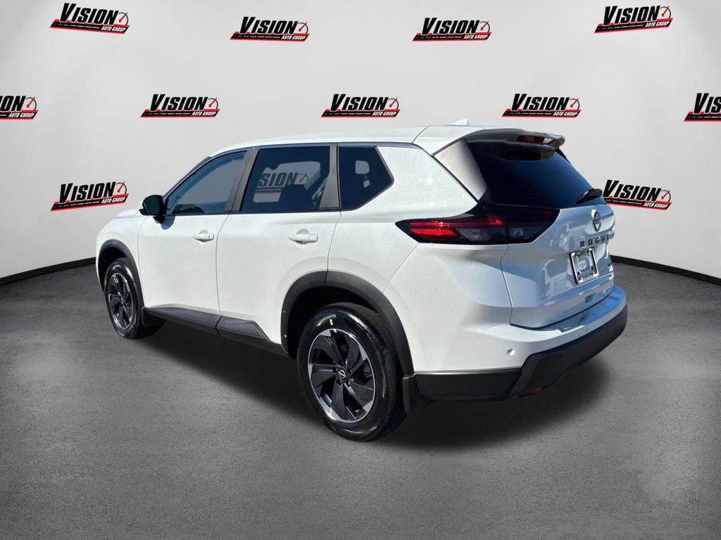 2026 Nissan Rogue SV photo 7
