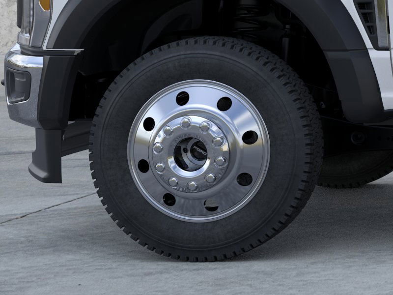 2026 Ford F-450 photo 3