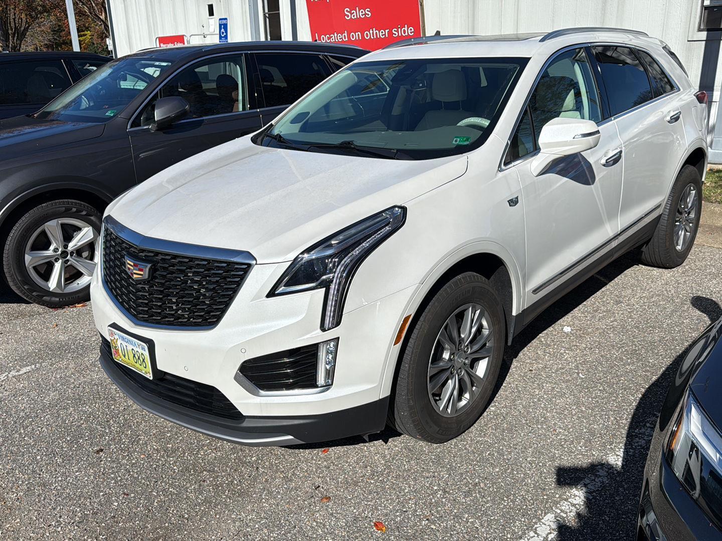 2021 Cadillac XT5 Premium Luxury photo 3