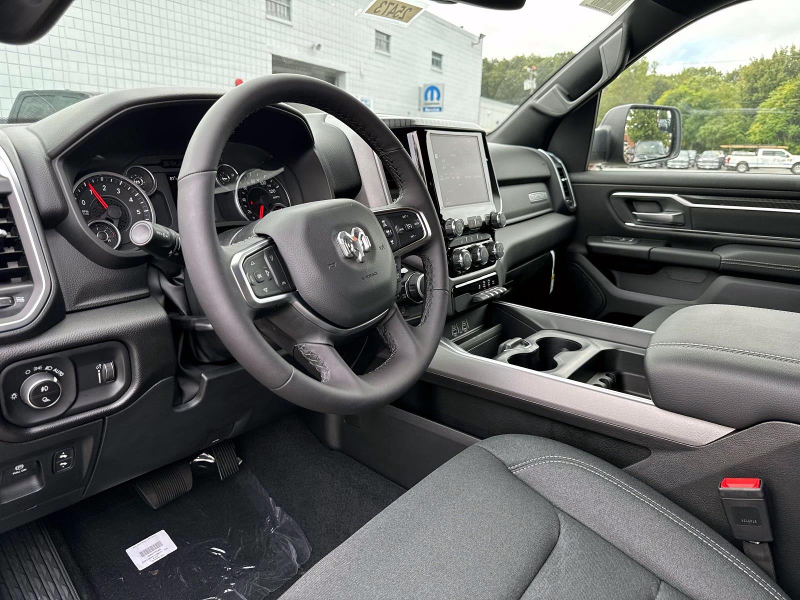 2025 Ram 1500 Big Horn photo 12