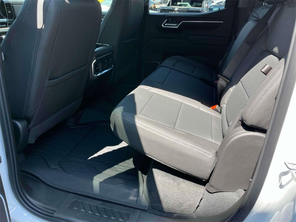 2026 Gmc Sierra 1500 SLT photo 17