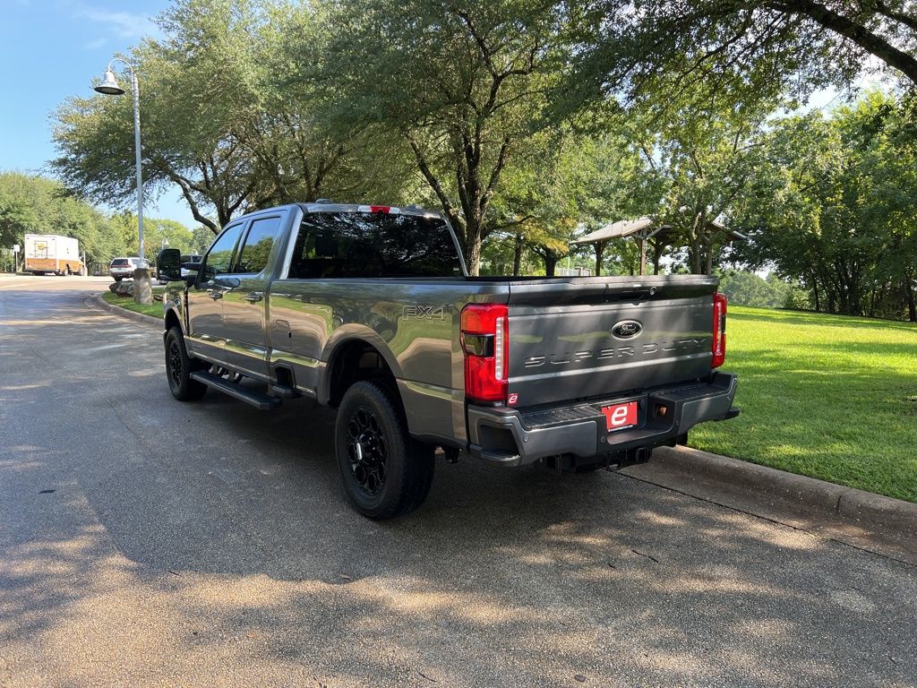 2026 Ford F-350 XLT photo 5