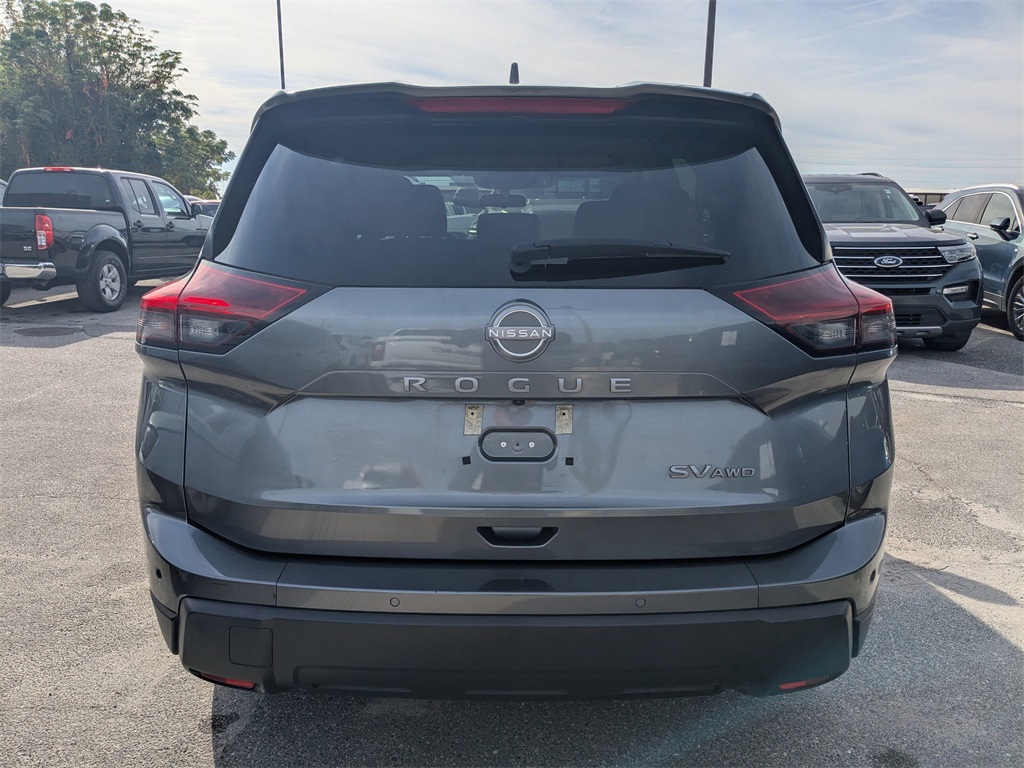 2024 Nissan Rogue SV photo 2
