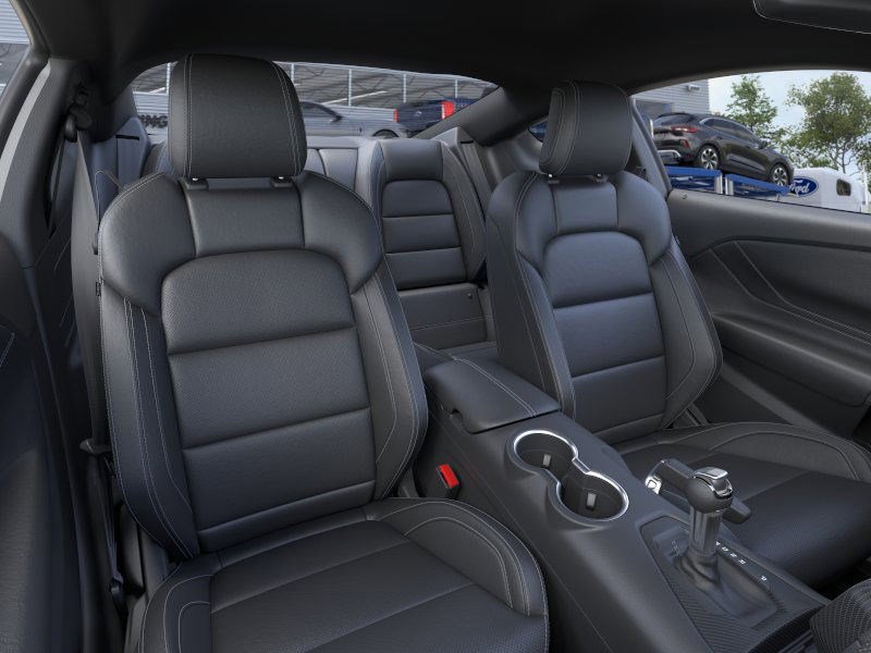 2025 Ford Mustang GT Premium photo 2