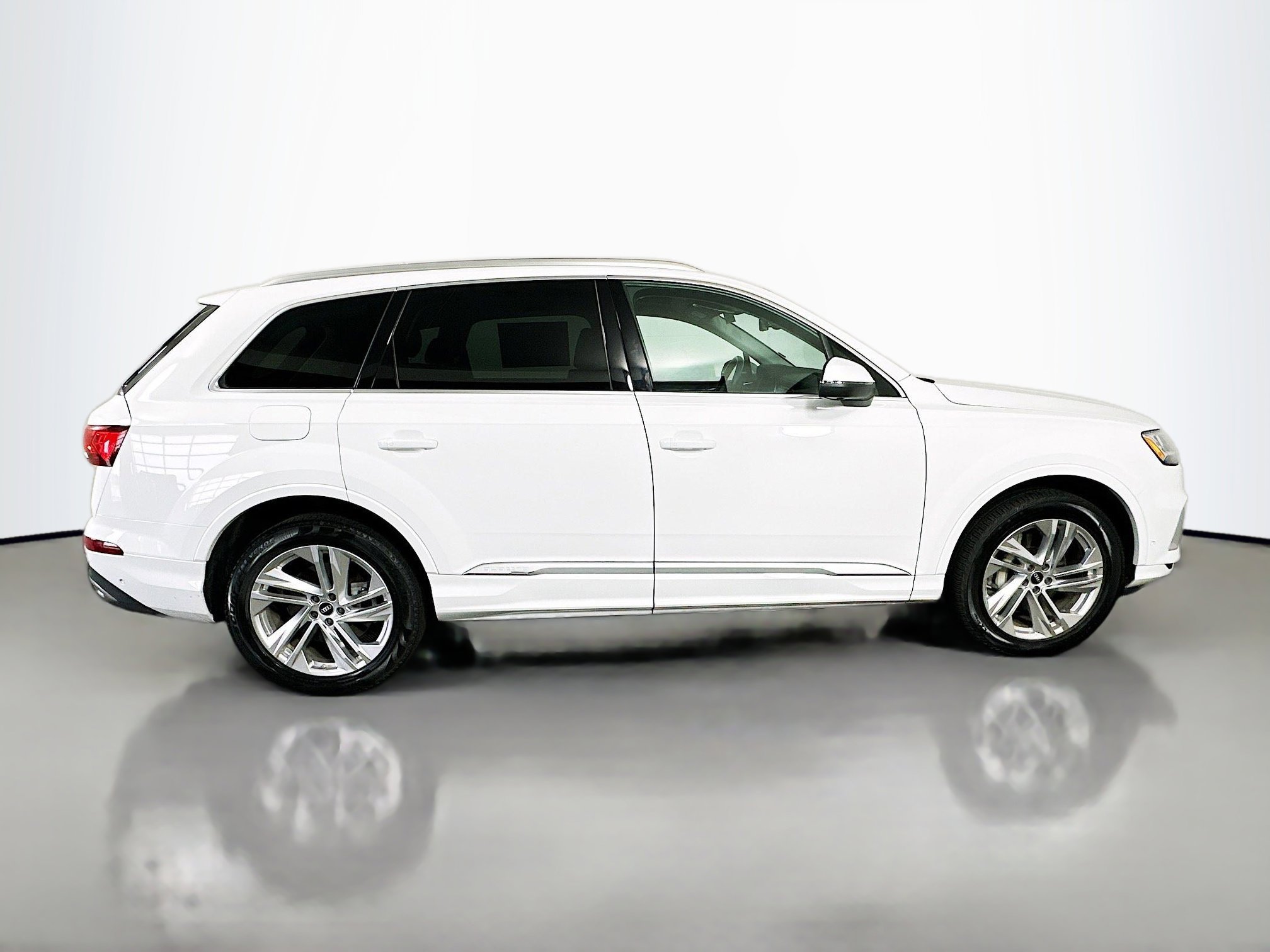 2023 Audi Q7 Premium Plus photo 6