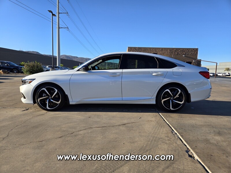 2022 Honda Accord Sport photo 2