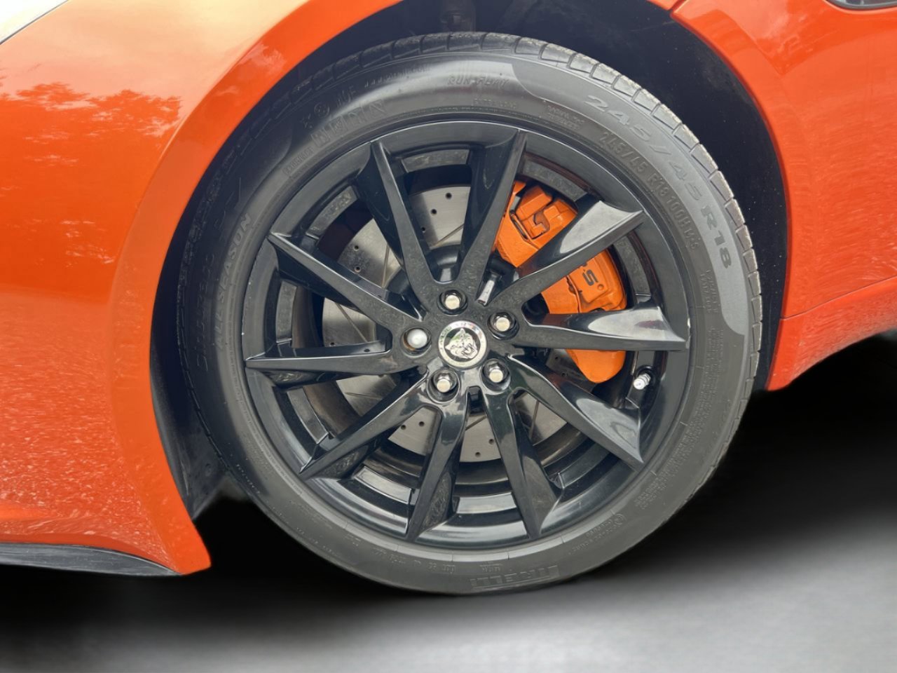 2014 Jaguar F-TYPE Base photo 25
