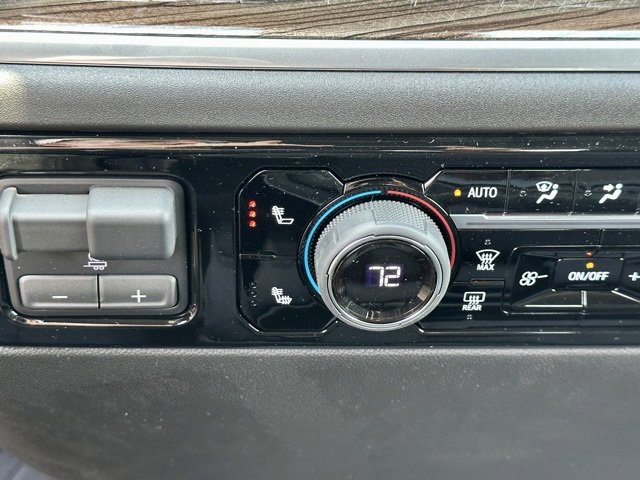 2025 Chevrolet Silverado 1500 LT photo 23