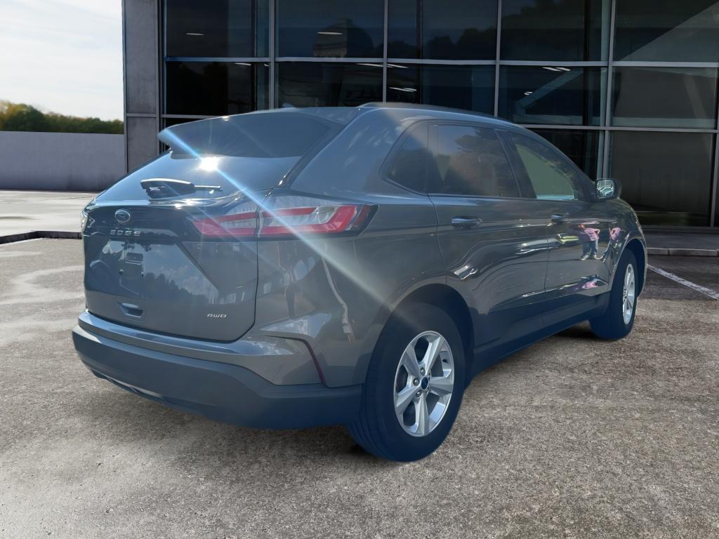 2022 Ford Edge SE photo 5
