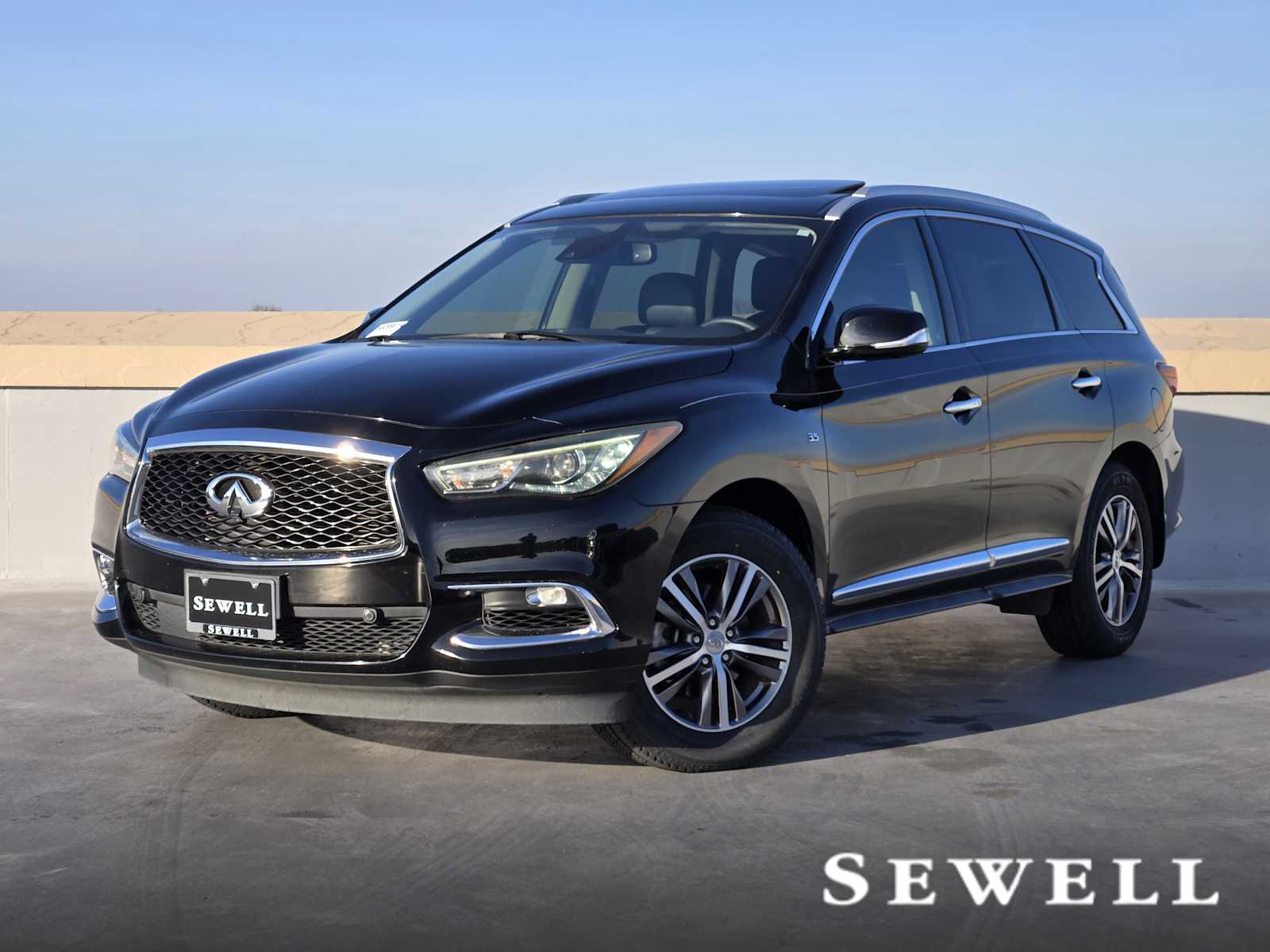 2019 INFINITI QX60 LUXE