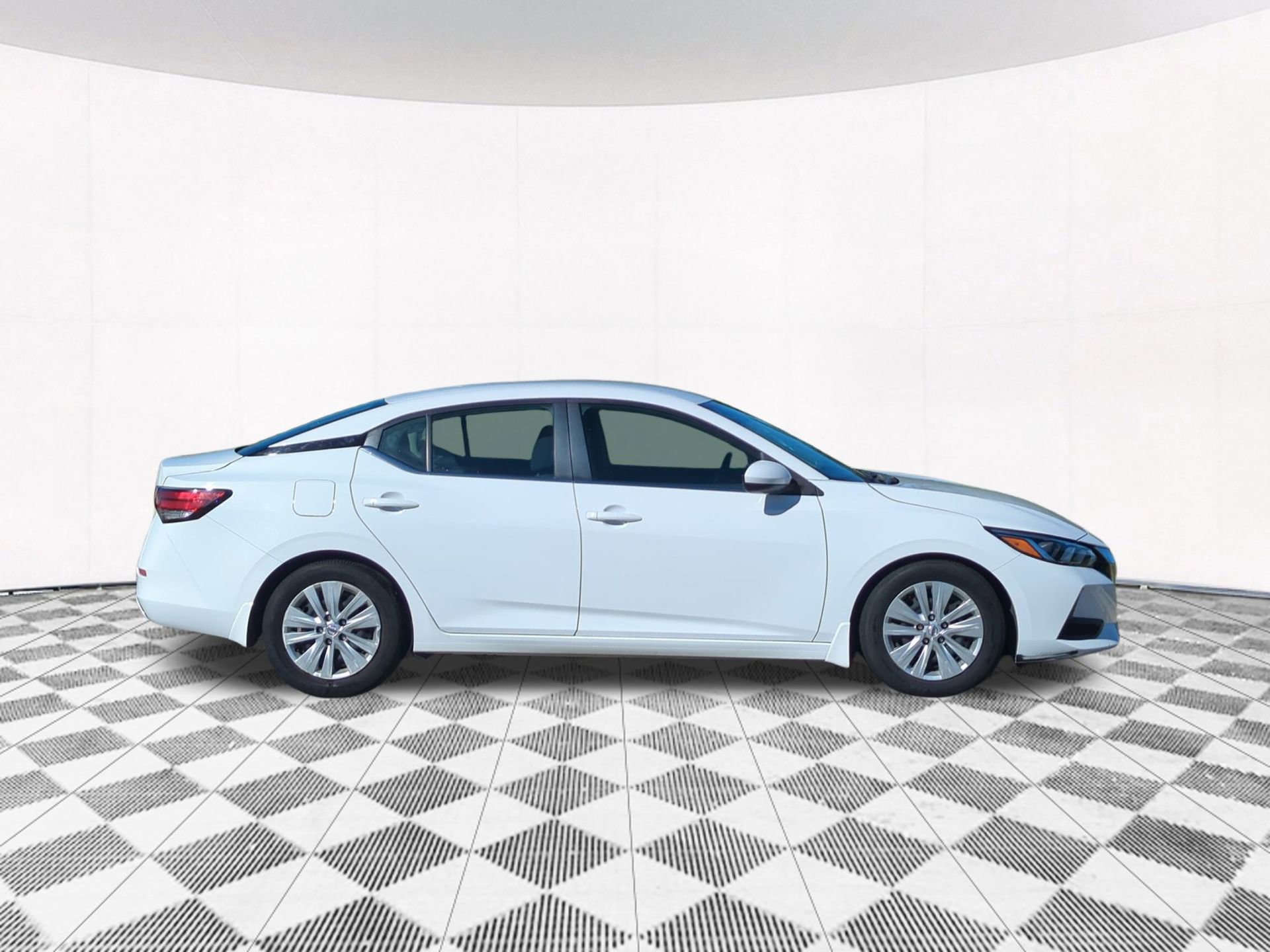 2020 Nissan Sentra S photo 4