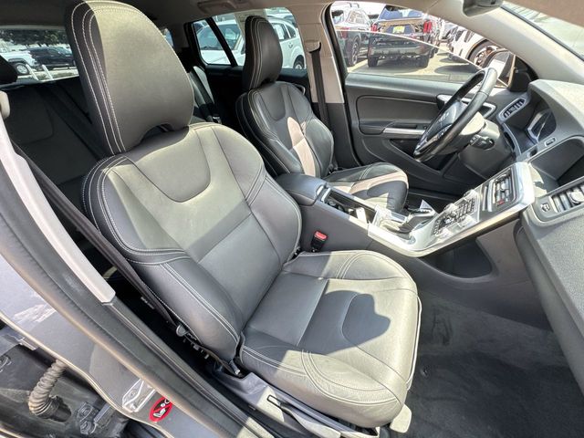2018 Volvo V60 T5 photo 21