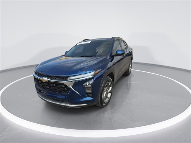 2024 Chevrolet Trax LT photo 4