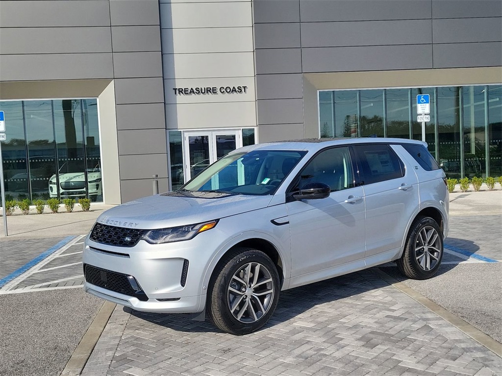 2025 Land Rover Discovery Sport S's photo