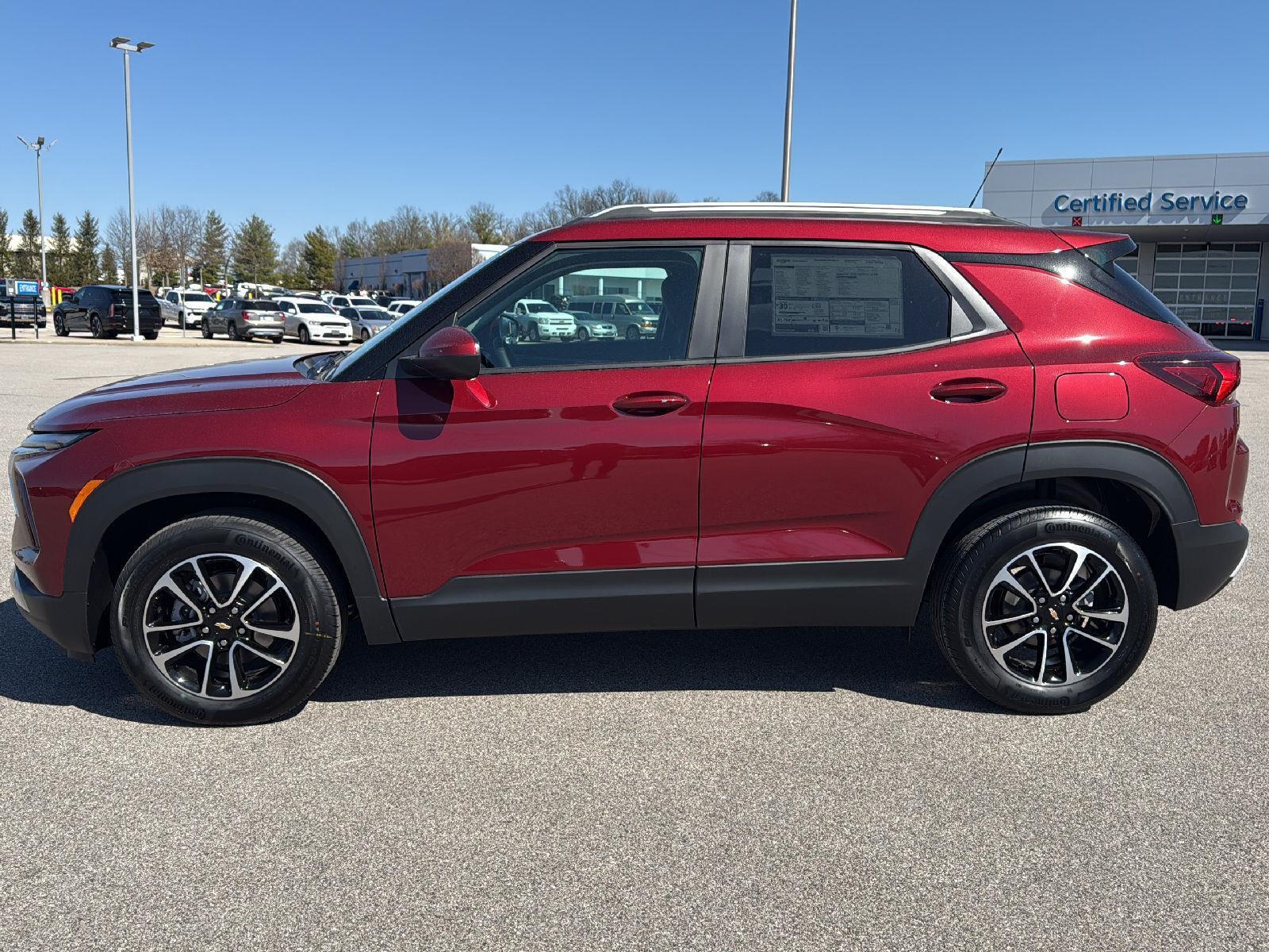 2025 Chevrolet Trailblazer LT photo 3
