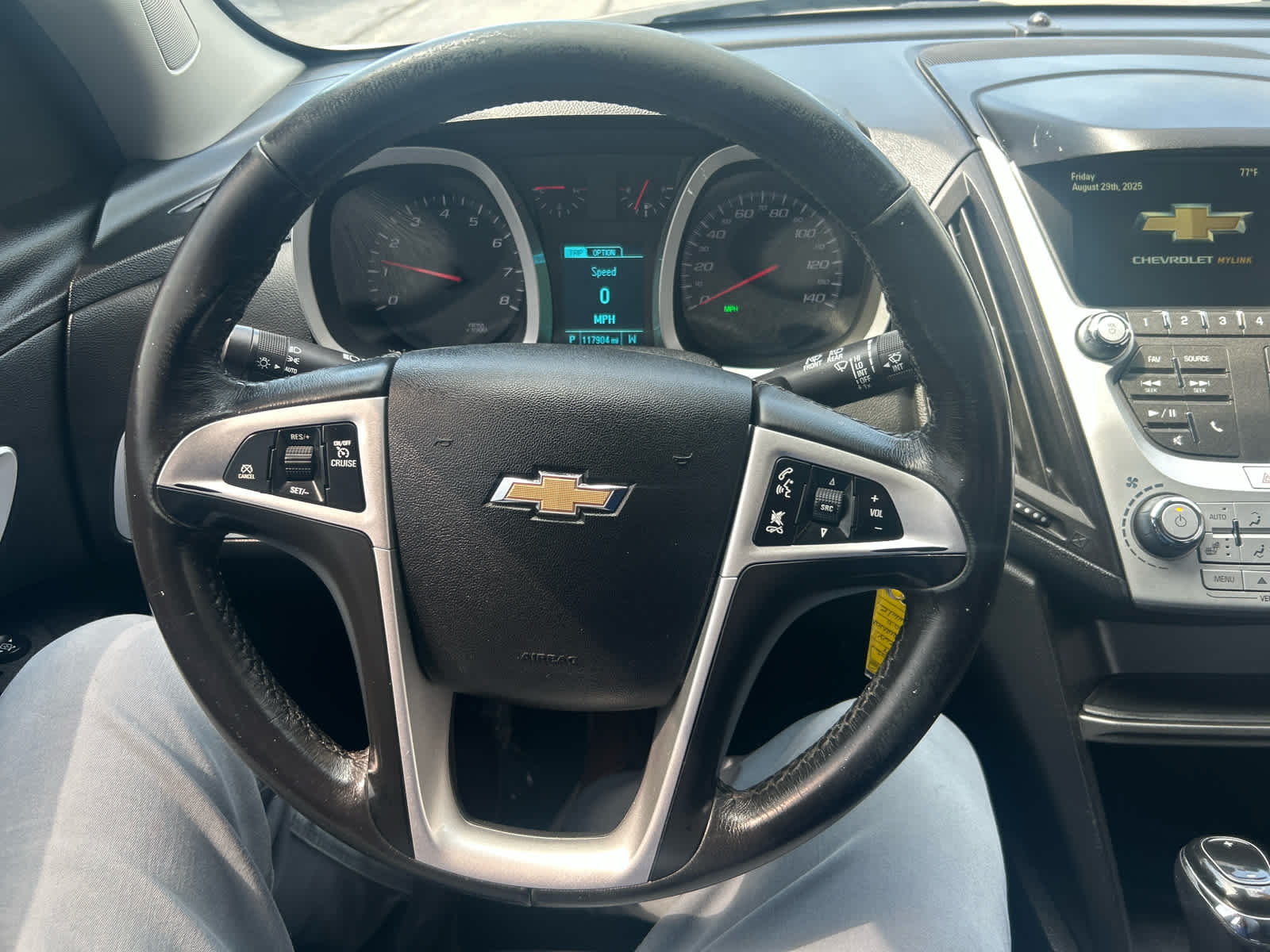 2017 Chevrolet Equinox LT photo 12