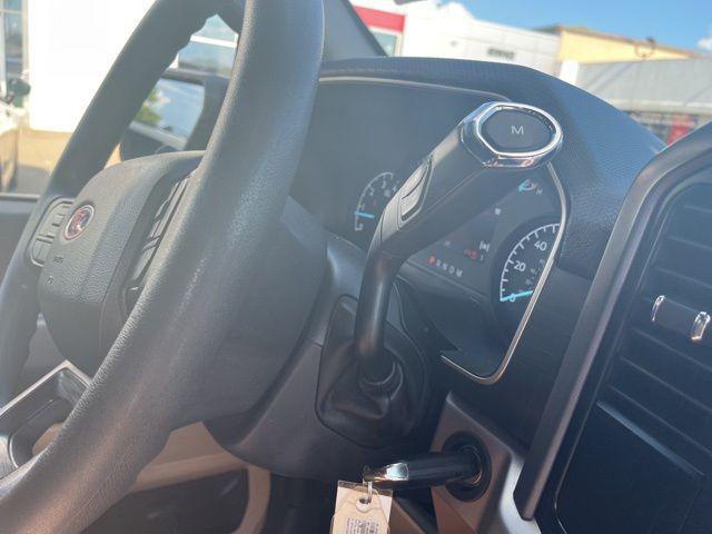 2023 Ford F-150 XLT photo 24