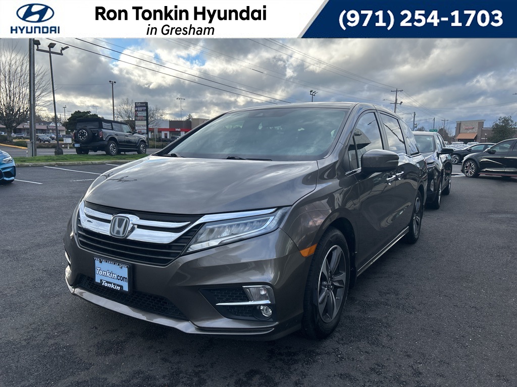 2019 Honda Odyssey Touring's photo