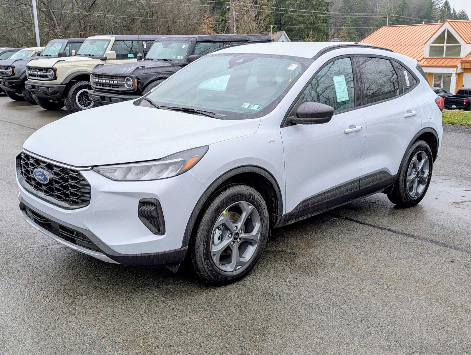 2026 Ford Escape ST-Line's photo