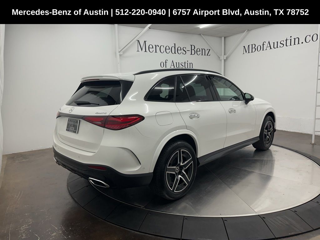 2026 Mercedes Benz GLC 350e 4MATIC photo 5