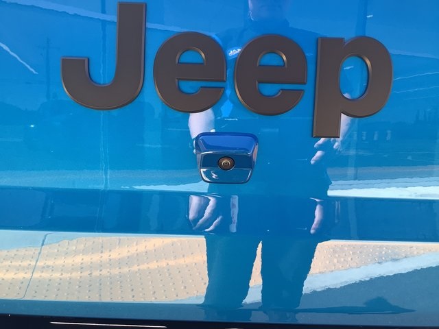 2025 Jeep Gladiator Sport photo 28