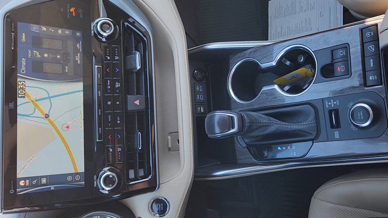2022 Toyota Highlander Platinum photo 15