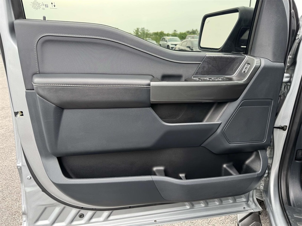 2023 Ford F-150 XLT photo 24