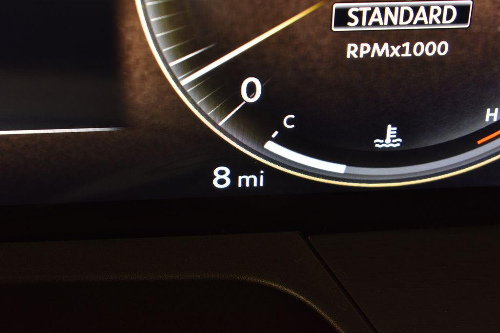 2026 Infiniti QX80 Sensory photo 21