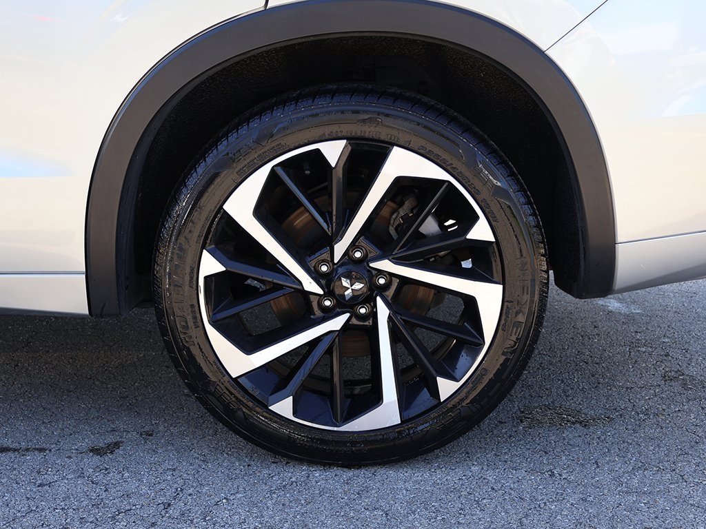 2022 Mitsubishi Outlander SEL photo 19