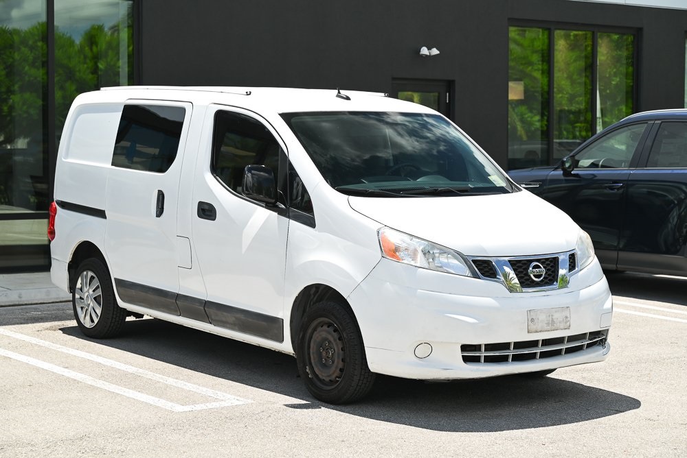 2016 Nissan NV200 SV photo 3