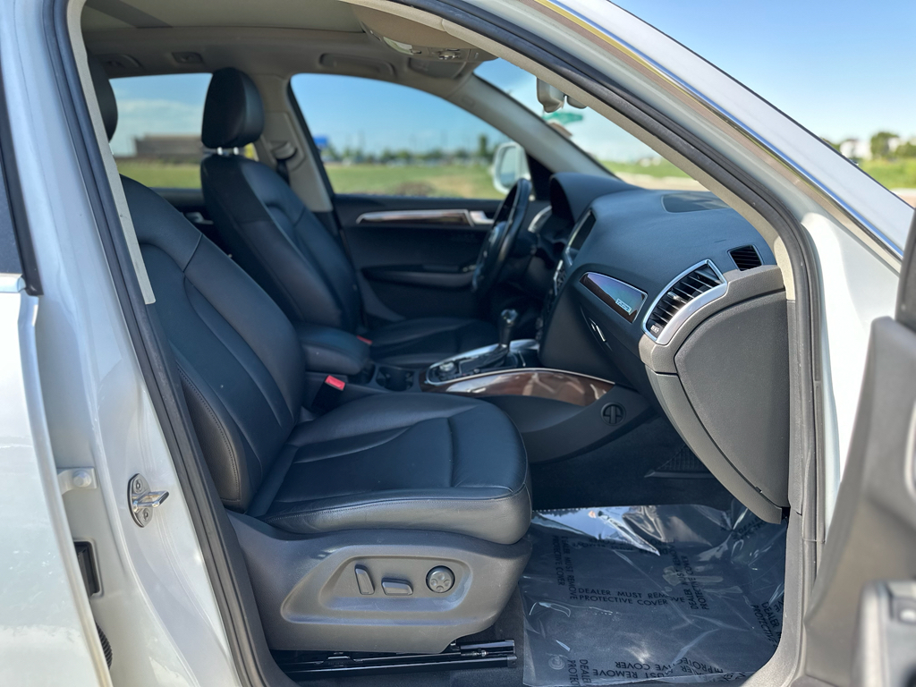 2012 Audi Q5 3.2 Premium Plus photo 26